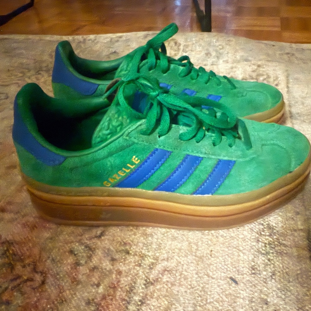 Adidas Gazelle Bold platform sneakers 5.5 Women’s